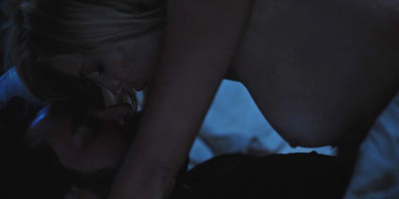 Kelly Reilly Nude (7)
