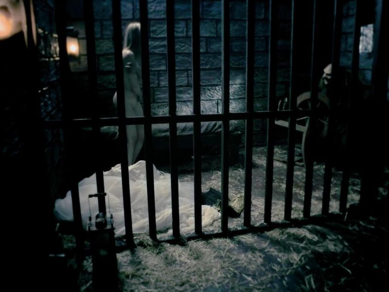 Hannah Baxter-Eve nude (2)
