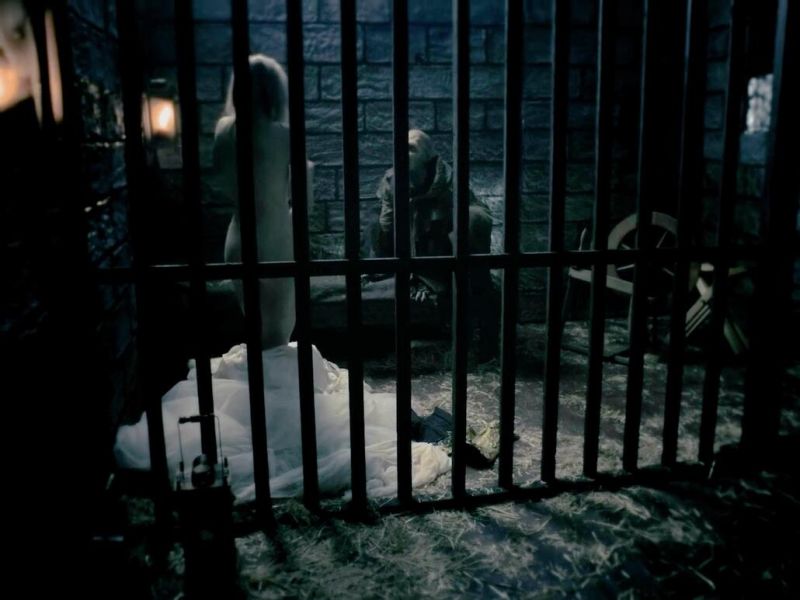 Hannah Baxter-Eve nude (4)
