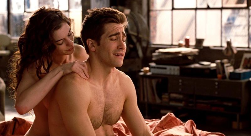 Anne_Hathaway_-_Love_and_Other_Drugs_-_4_4.jpg