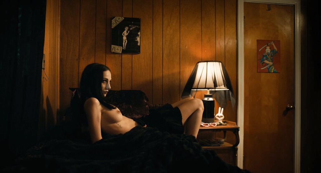 Devon Ross Nude (1)
