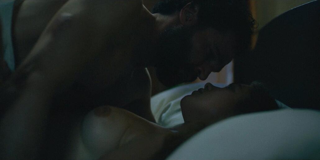 Florence Pugh Nude Scenes (18)
