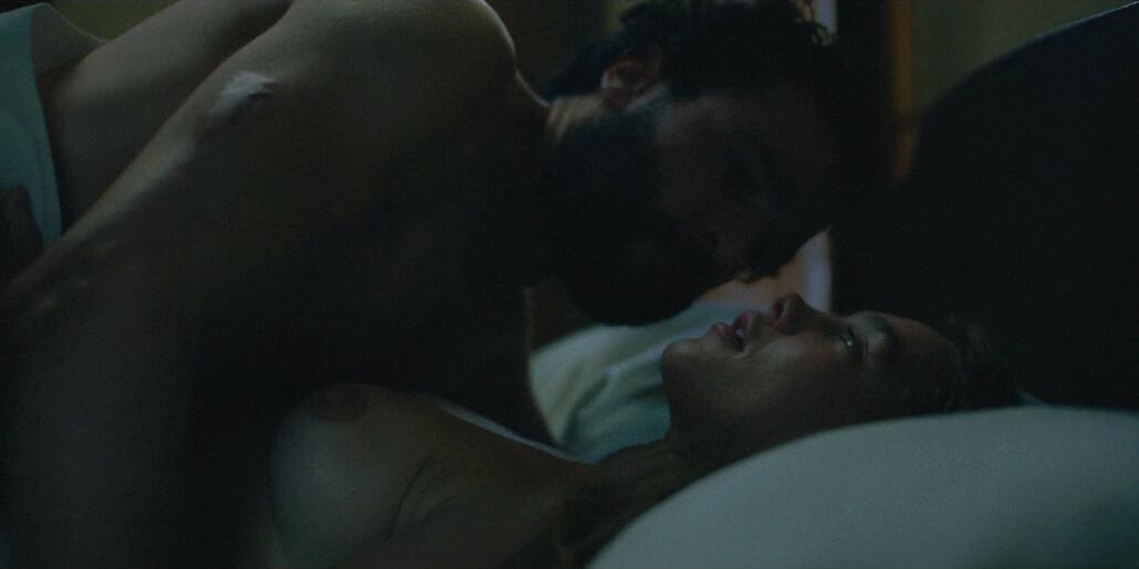 Florence Pugh Nude Scenes (19)
