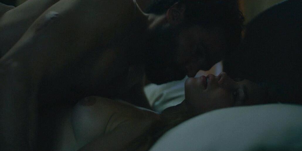 Florence Pugh Nude Scenes (20)

