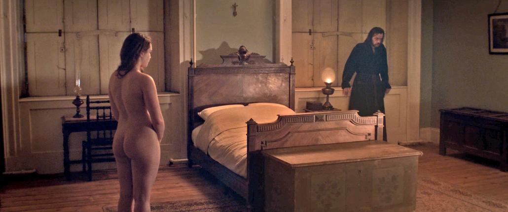 Florence Pugh Nude Scenes (43)
