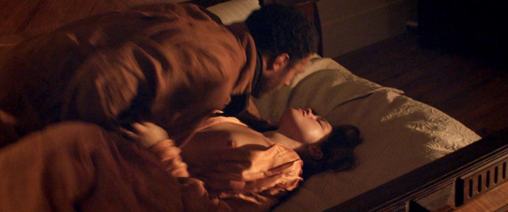 Florence Pugh Nude Scenes (49)

