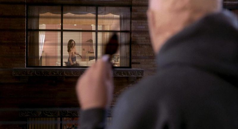 Rhona-Mitra-Hollow-Man-2_4.jpg