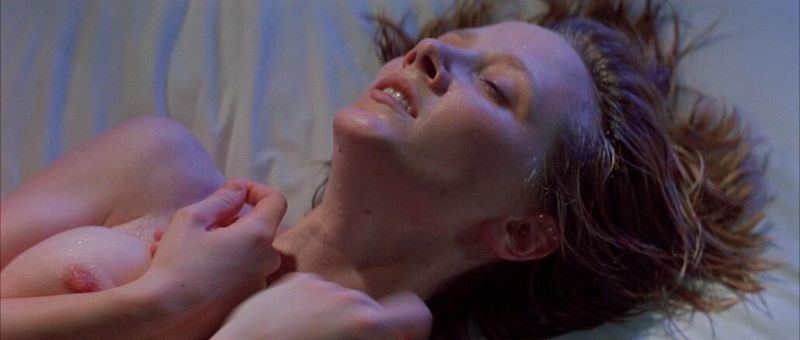 Anne_Heche_-_The_Juror_4.jpg
