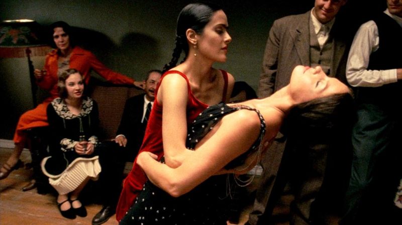 Salma-Hayek-Ashley-Judd-Frida_1.jpg