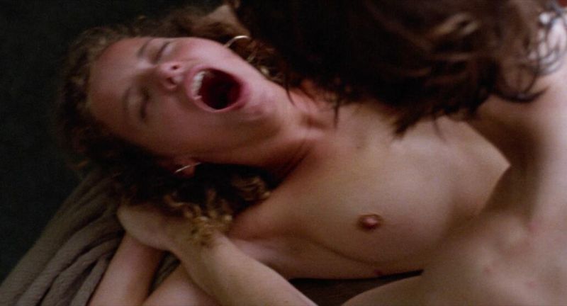 Bijou_Phillips_-_Bully_-_2_4.jpg