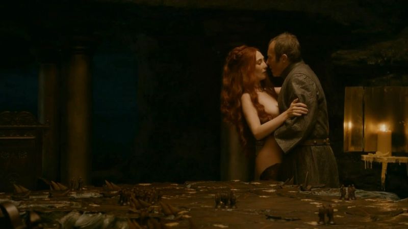 Carice van Houten - Game of Thrones - S02E02_2
